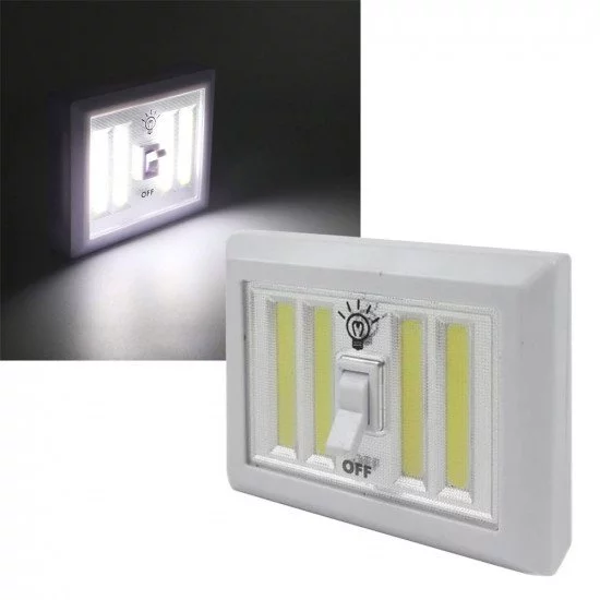 مصباح طوارئ LED يعمل بالبطاريات .
