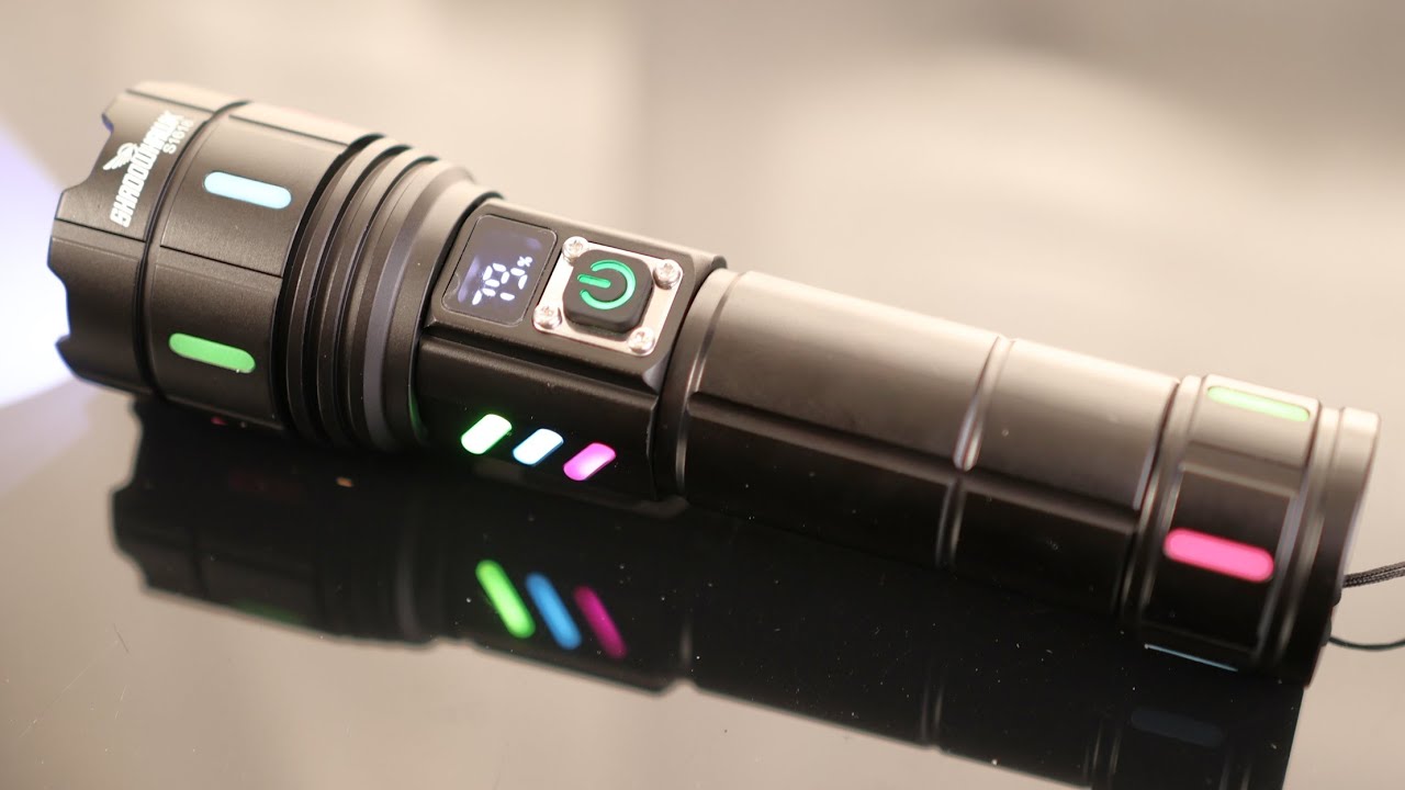 كشاف يدوي قوي (Strong Light Flashlight) من طراز P90.