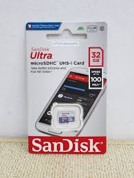 بطاقة ذاكرة SanDisk Ultra microSDHC UHS-I بسعة 32 جيجابايت.