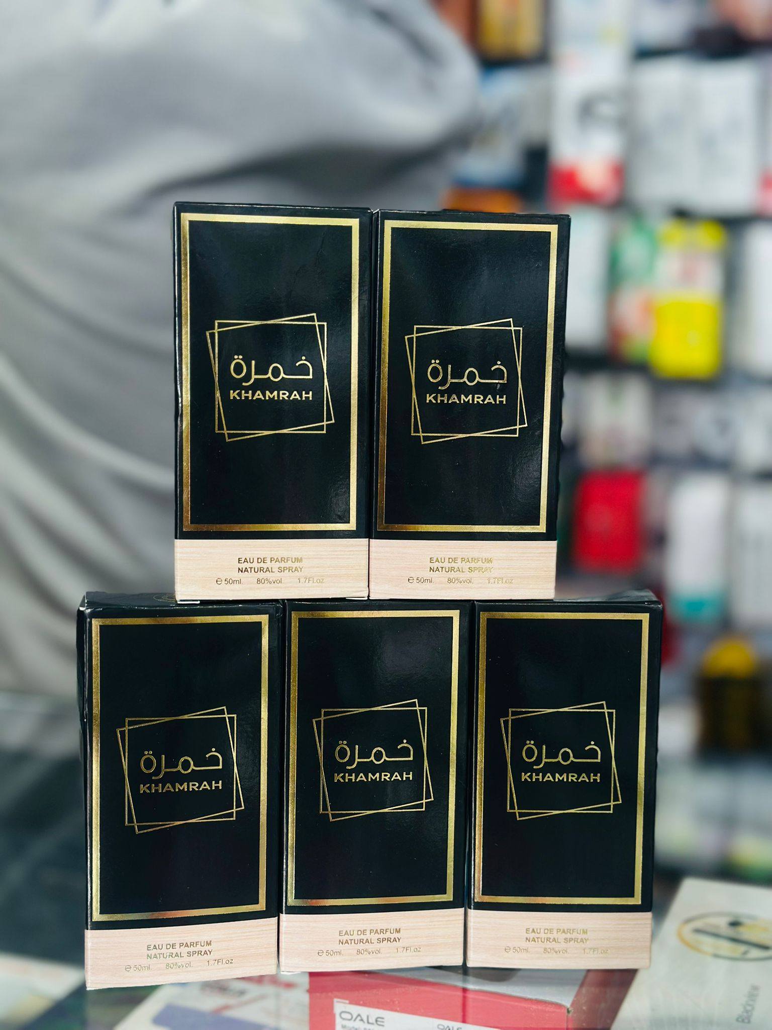عطر خمرة (Khamrah) من شركة لطافة (Lattafa)،