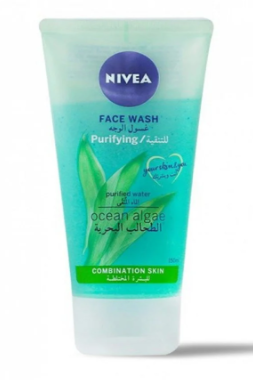 غسول الوجه المنقي للبشرة المختلطة من نيفيا (Nivea Purifying Face Wash) المُعزز بالطحالب البحرية.