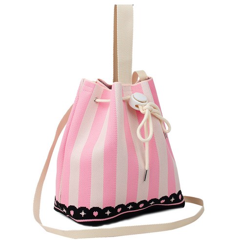 حقيبة برباط (Bucket Bag)