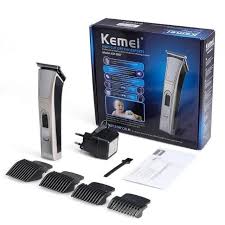 اكينة حلاقة شعر وكيمي (Kemei) طراز KM-5017