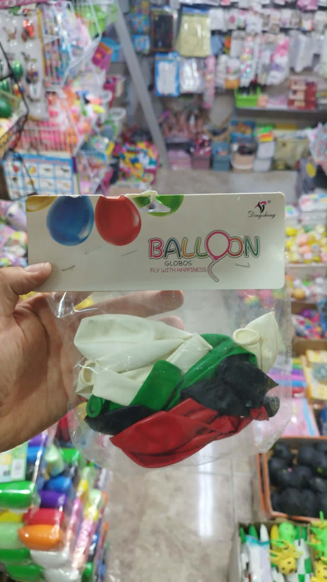 بالونات لاتكس ملونة بأحجام قياسية مناسبة للزينة . تاتي بالوان العلم الفلسطيني.
