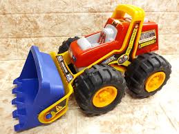 شاحنة جرافة كبيرة الحجم من ماركة KM Toys