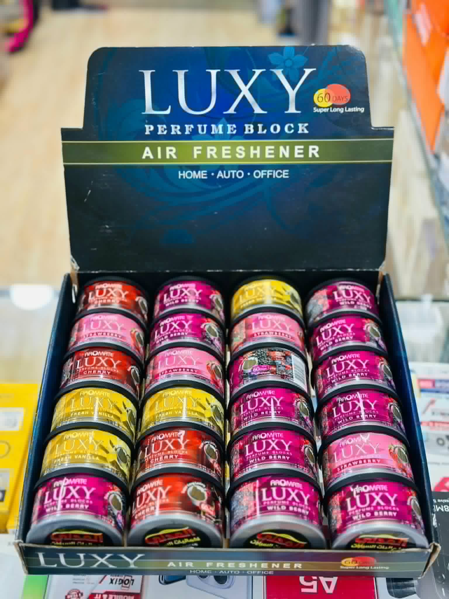 معطر الجو Luxy Perfume Blocks من شركة Aromate