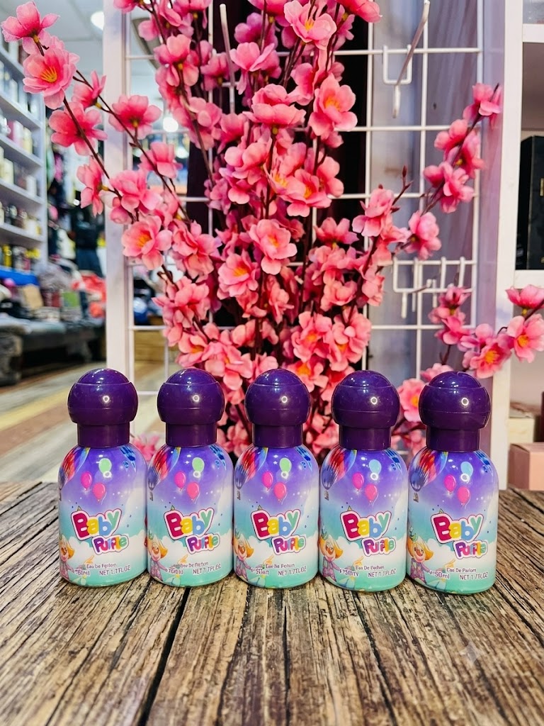 عطر مخصص للأطفال يُعرف تجاريًا باسم Baby Purple Eau De Parfum