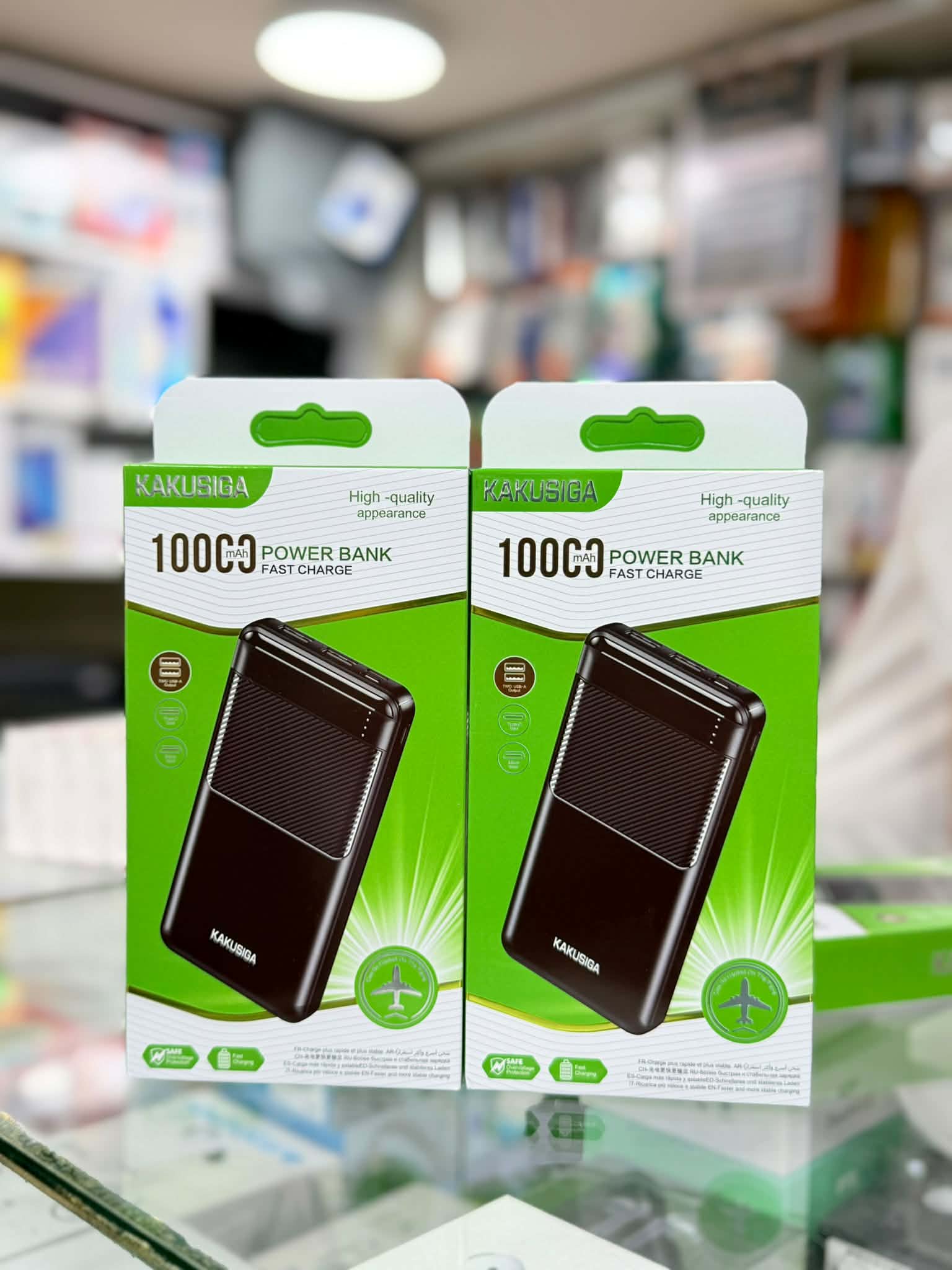 شاحن متنقل (Power Bank) من ماركة Kakusiga (موديل KSC-1096) بسعة 10,000 مللي أمبير.