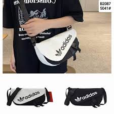 حقيبة كروس من أديداس (Adidas Messenger/Sling Bag)